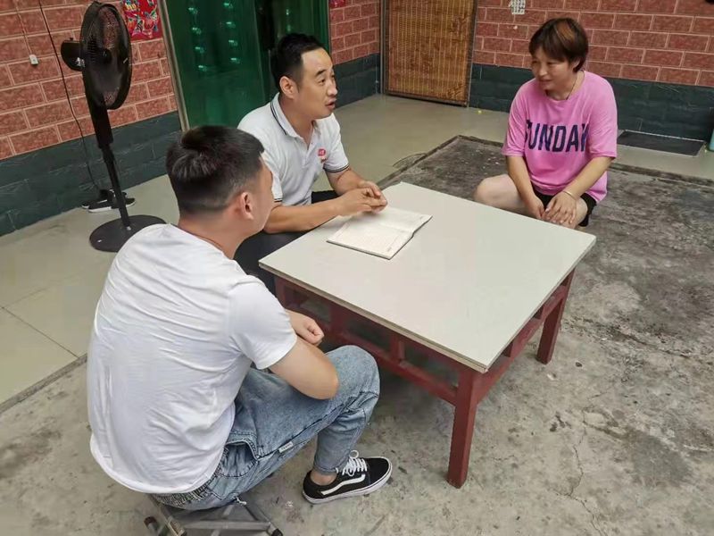 博農(nóng)乳業(yè)黨支部扎實開展“入戶訪民情、我來辦實事”活動