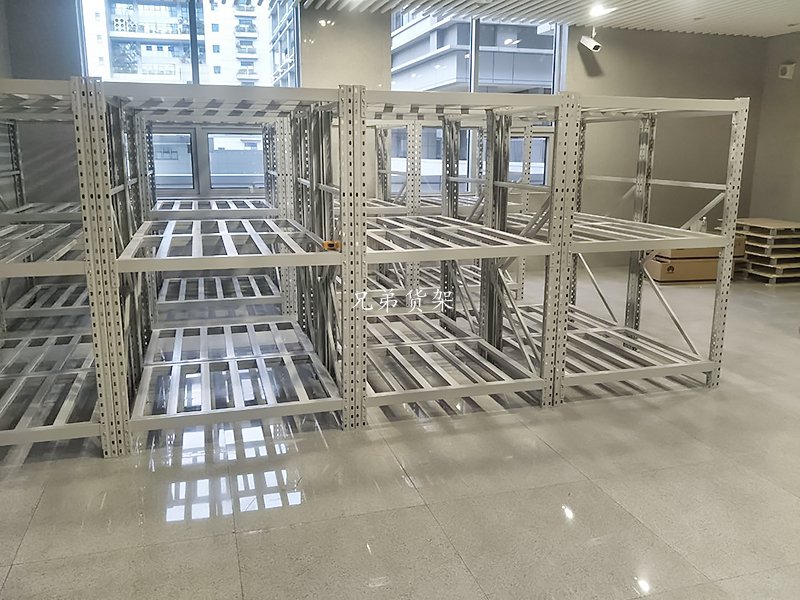 不銹鋼輕型貨架都有哪些價格？深圳輕型貨架價